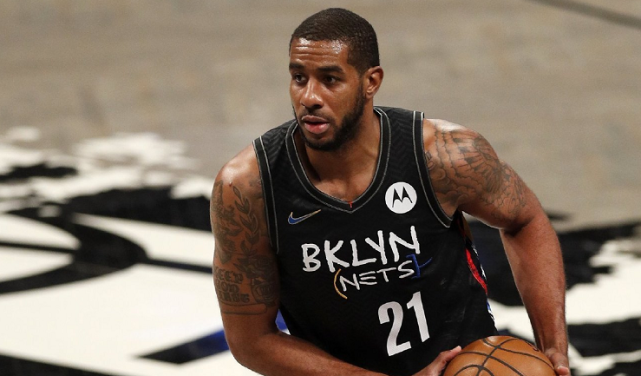 引人注目 引人注目