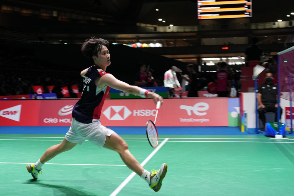 青少年和中 青少年和中